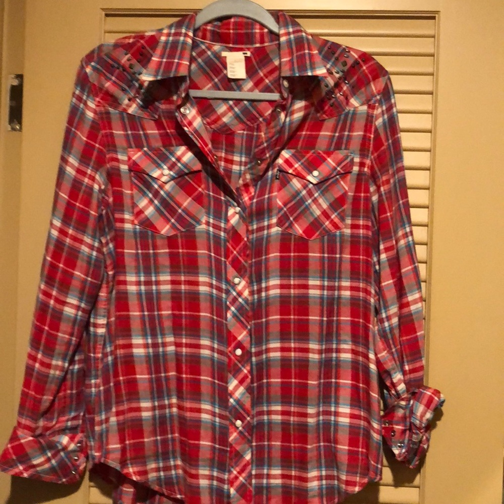 Levi’s flannel
